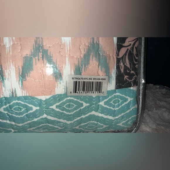 NWT Bed Bath& Beyond Sylvia Printed Reversible 3piece King Size Cotton Quilt Set - Picture 6 of 16